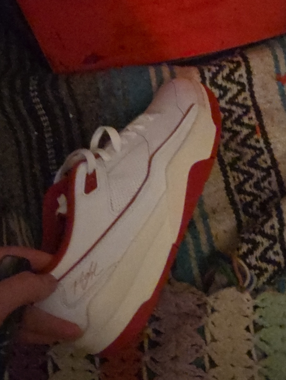 Jordan Low-Top Sneaker in White and Red